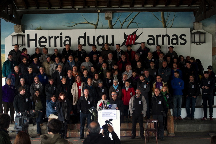 Unos 80 exiliados comparecieron hace un año en Arrangoitze. (Juan Carlos RUIZ / ARGAZKI PRESS)
