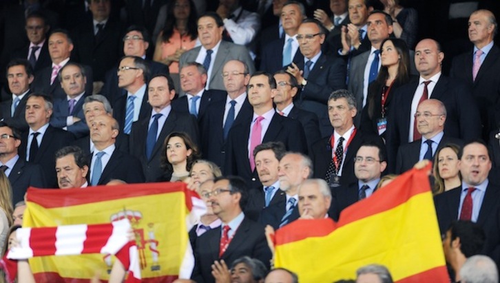 Palco de autoridades en la final copera Athletic-Barcelona de 2012. (Jon HERNÁEZ / ARGAZKI PRESS)
