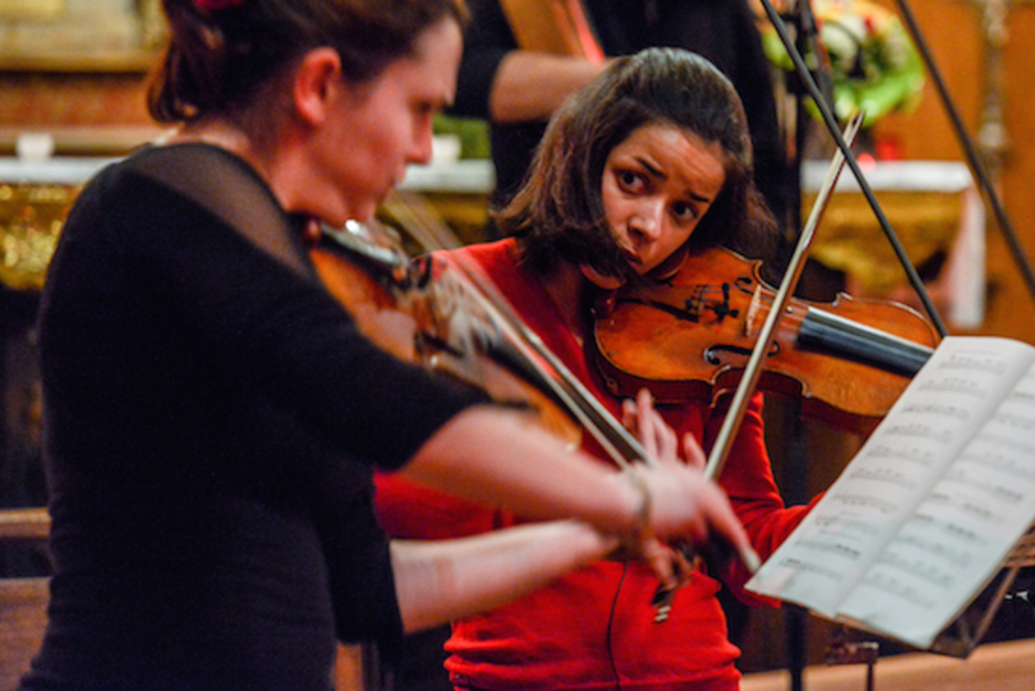 Pour la violoniste Laura Prieu "la touche basque se marie très bien avec l'esprit de la musique baroque que j'aime".