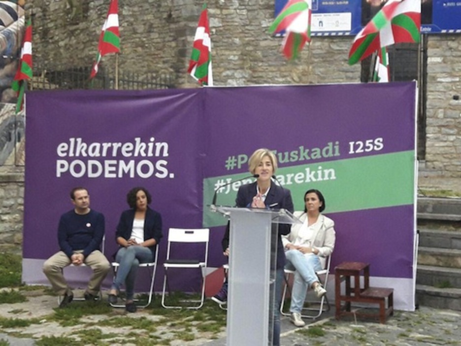 Elkarrekin Podemosek Gasteizen hasi du kanpaina. (@Podemos_Euskadi)