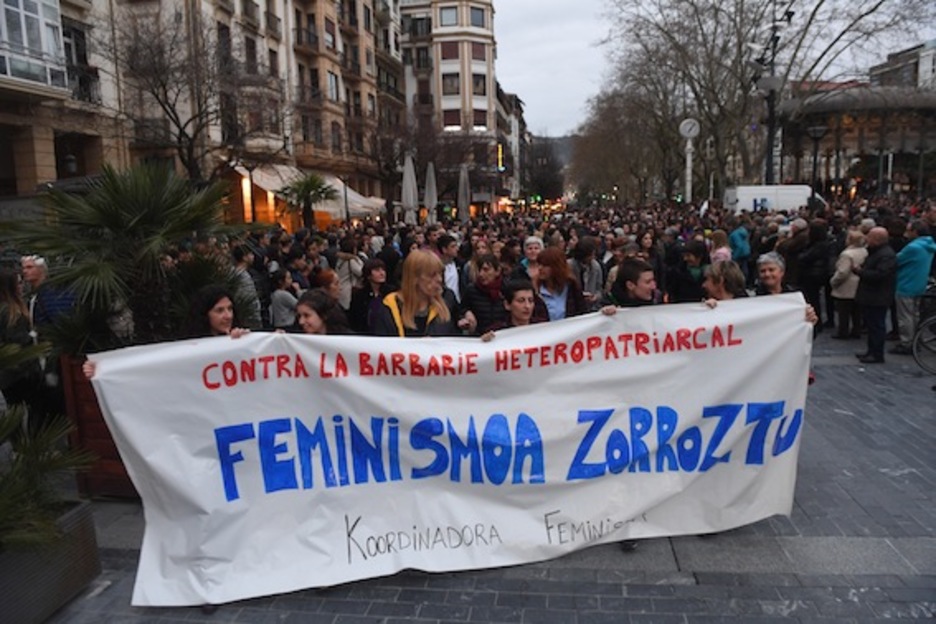 Manifestazioa Donostian, Euskal Herriko Koordinadora Feministak deituta. (Jon URBE/ARGAZKI PRESS)