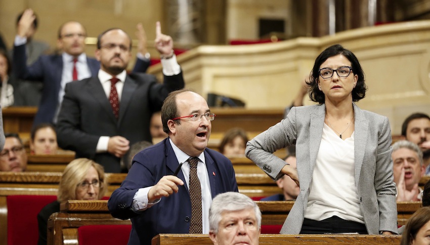 El Parlament Catal N Desoye Al Estado Y Aprueba La Ley De