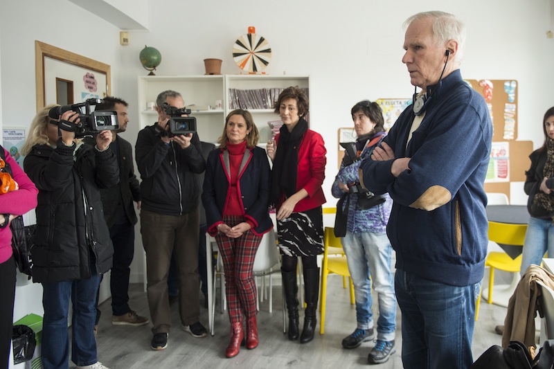 El Relator de Pobreza Extrema de la ONU visita un centro para niños y