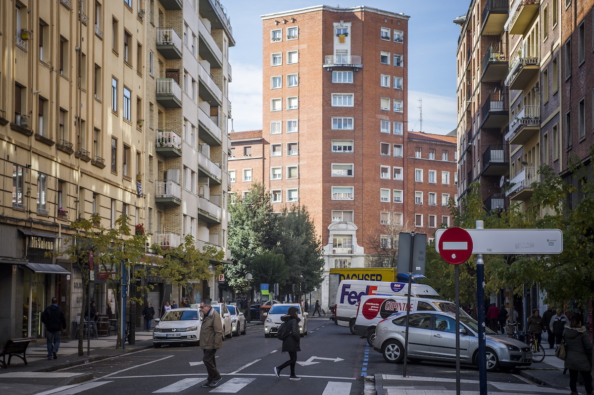 Detenidos dos varones por el apuñalamiento de un hombre junto a una