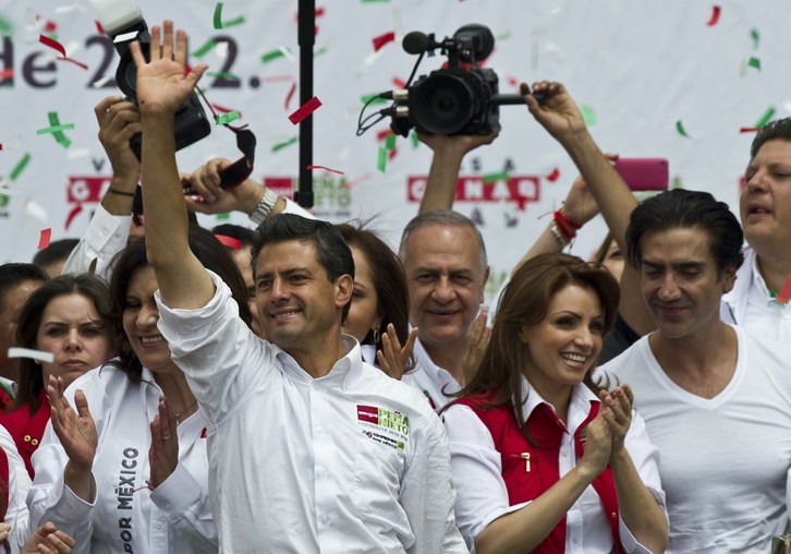 Los sondeos anuncian una victoria del televisivo Peña Nieto. (Ronaldo SCHEMIDT / AFP)