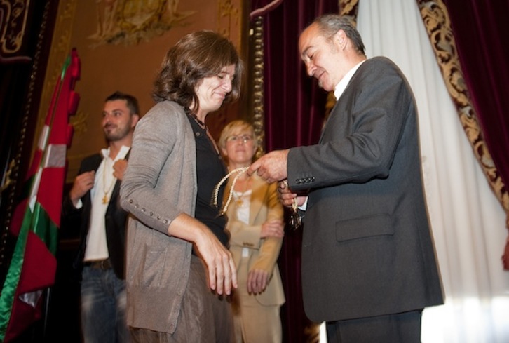 La diputada de Hacienda, Helena Franco, y el diputado General, Martin Garitano, el día de la toma de posesión. (Juan Carlos RUIZ/ARGAZKI PRESS)