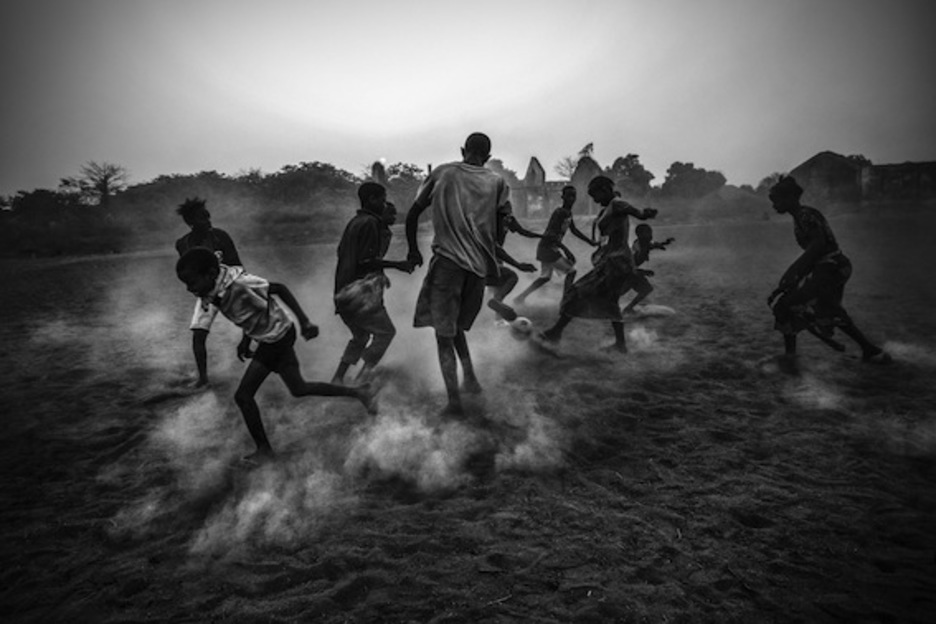 Egunerokotasunari dagokion saileko argazki irabazlea, Guinea Bissaun ateratakoa. (Daniel RODRIGUES)