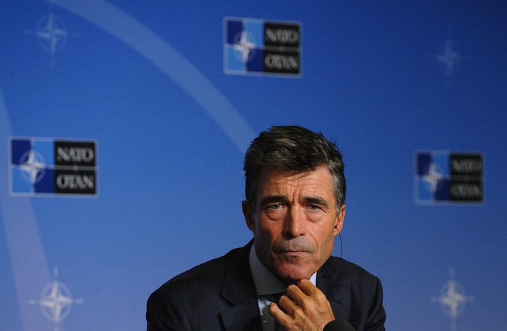 Anders Fogh Rasmussen, en la comparecencia que ha ofrecido en Bruselas. (John THYS/AFP) 