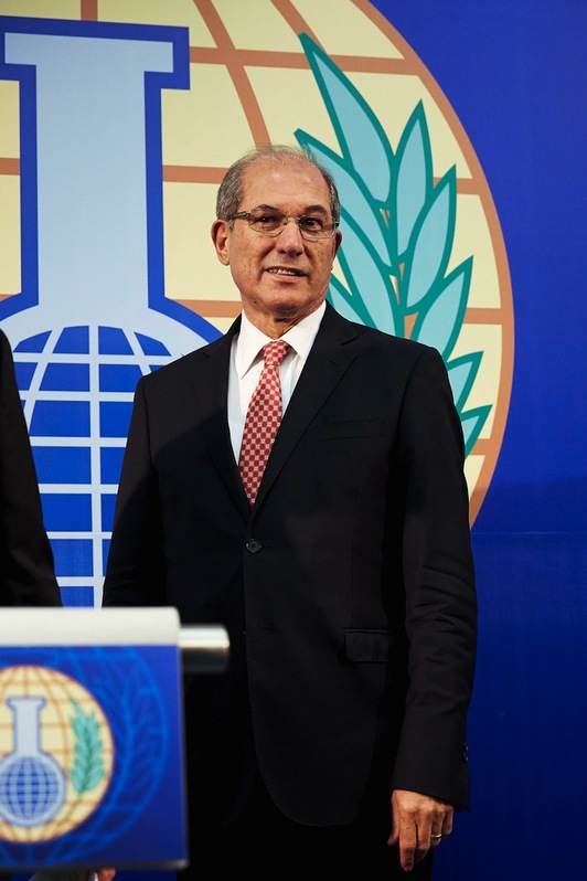 El director de la OPWC, Ahmet Uzumcu, en una comparecencia el pasado miércoles. (Martijn BEEKMAN/AFP) 