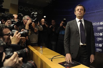 Sandro Rosell, en su comparecencia de despedida. (Josep LAGO / AFP PHOTO)
