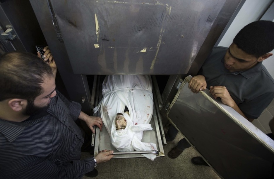Una de las víctimas palestinas. (Mahmud HAMS/AFP)