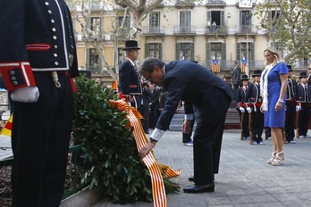 Artur Mas ha participado esta mañana en la ofrenda floral ante el monumento a Rafael Casanova. (Quique GARCIA/AFP)