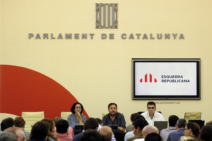 Oriol Junqueras ha comparecido junto a otros responsables de ERC. (Josep LAGO / AFP)