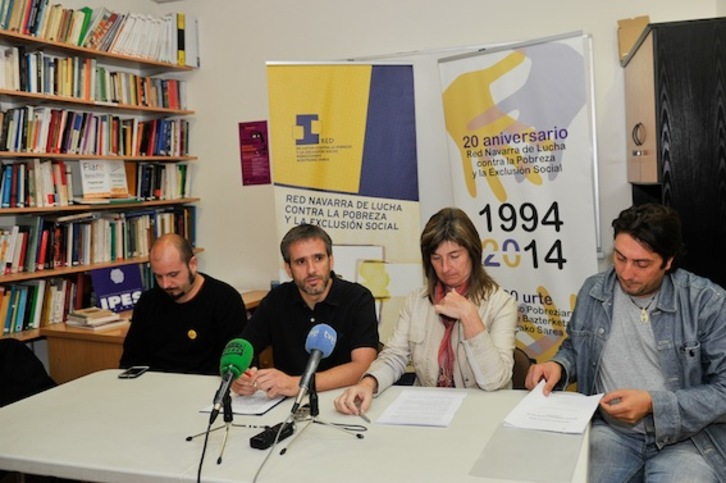 Rueda de prensa de la Red navarra de Lucha contra la Pobreza y la Exclusión Social. (Idoia ZABALETA/ARGAZKI PRESS)