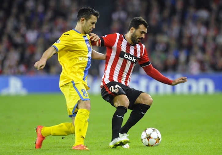 Mikel Balenziaga, durante un partido de Champions. (Ander GILLENEA / AFP)