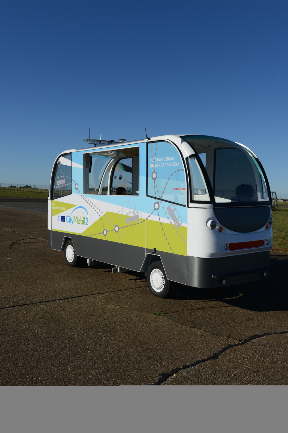 Robucity, le ''robot-bus'' est  expérimenté depuis l'automne dernier dans le cadre d'un grand projet européen pour le développement de véhicules entièrement automatisés et sans chauffeur. (Sylvain SENCRISTO)