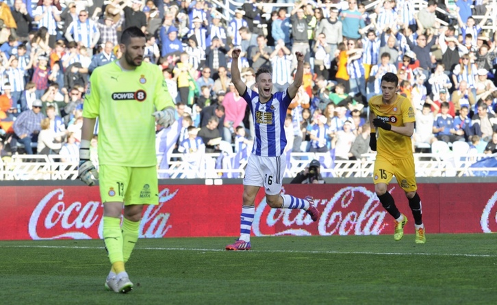 Canales celebra el gol. (Andoni CANELLADA / ARGAZKI PRESS)