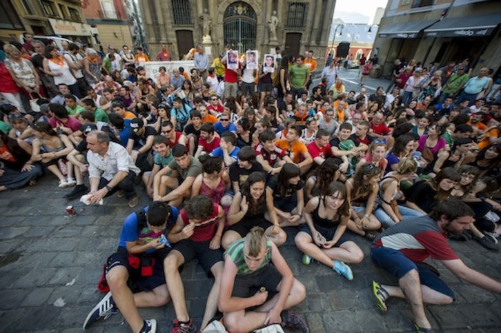 Denuncia de los juicios y los encarcelamientos políticos frente al Ayuntamiento de Iruñea. (Iñigo URIZ/ARGAZKI PRESS)