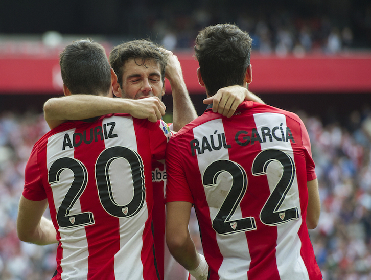 Aduriz, Susaeta eta Raul Garcia Athleticen 2. gola ospatzen. (Monika DEL VALLE | ARGAZKI PRESS)