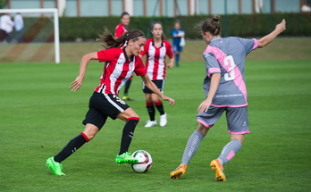 Athletic eta Rayoren arteko partida Lezaman. (Luis JAUREGIALTZO / ARGAZKI PRESS)