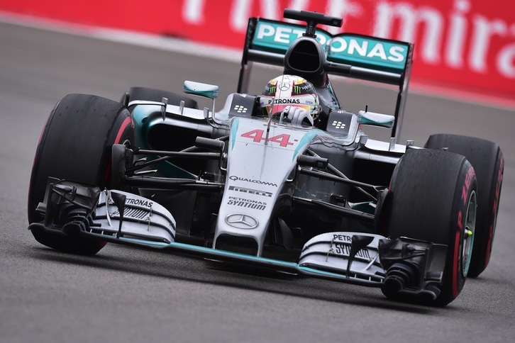 Lewis Hamilton durante el Gran Premio de Rusia. (Andrej ISAKOVIC / AFP)