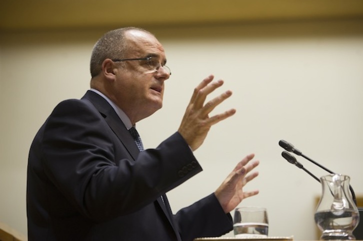 El parlamentario jeltzale Joseba Egibar, durante una intervención anterior. (Raul BOGAJO/ARGAZKI PRESS)