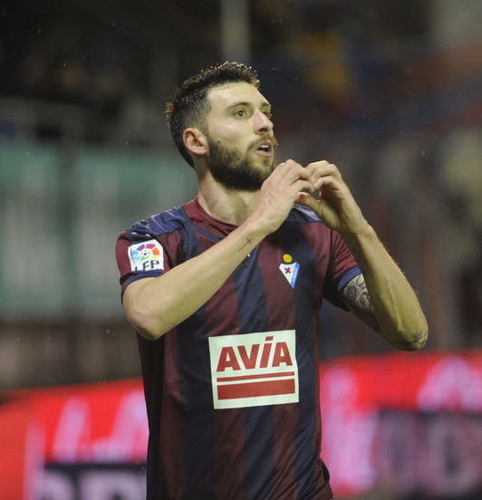 Borja Bastón ha marcado el primer gol del Eibar. (Gorka RUBIO / ARGAZKI PRESS)