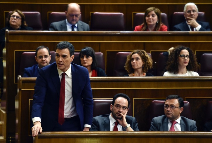 Pedro Sánchez, durante el debate de investidura. (Gerard JULIEN / AFP)