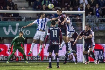 El Eibar se ha llevado la victoria en el derbi guipuzcoano. (Jaizki FONTANEDA/ARGAZKI PRESS)