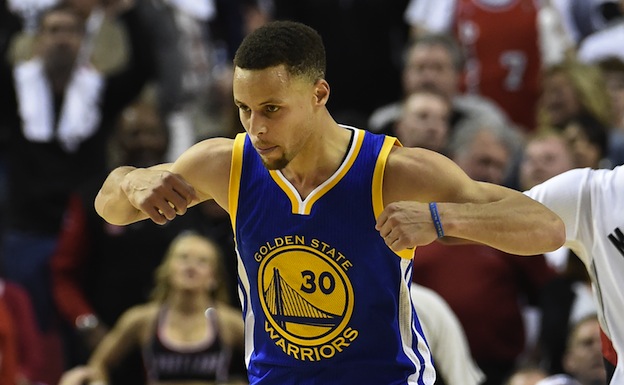 Stephen Curry Primer Jugador De La Nba Que Gana El Mvp Por Unanimidad Kirolak Naiz 2525