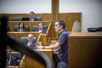 Julen Arzuaga, de EH Bildu, ha denunciado que el Gobierno español se parapete tras la Ley de Amnistía. (Jaizki FONTANEDA / ARGAZKI PRESS)