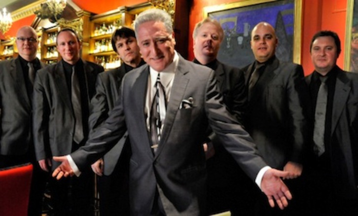 Ray Gelato es uno de los artistas que participa en el ciclo.