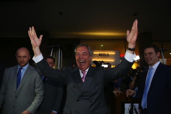 Nigel Farage encabeza los sondeos para las europeas con su nueva formación Partido del Brexit. (Geoff CADICK/AFP)