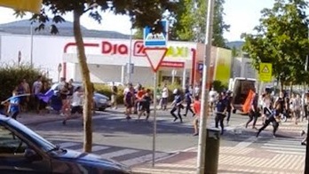 Un momento de la carga policial en Mendillorri del pasado jueves (Ahotsa.info)