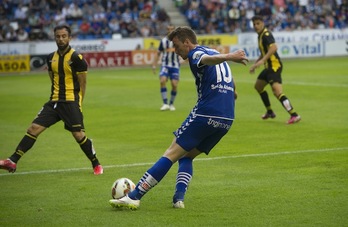 Manu Barreiro es uno de los que seguirá en el Alavés en Primera División. (Raúl BOGAJO / ARGAZKI PRESS)