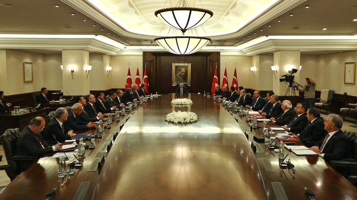 Tl primer ministro turco, Binali Yildirim, ha presidido la reunión del Consejo de Ministros. (Hakan GOKTEPE/AFP) 