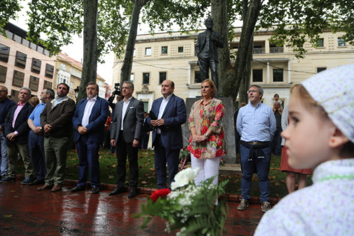 Acto del 121 aniversario de la fundación del PNV en los Jardines de Albia en Bilbo. (EAJ-PNV)