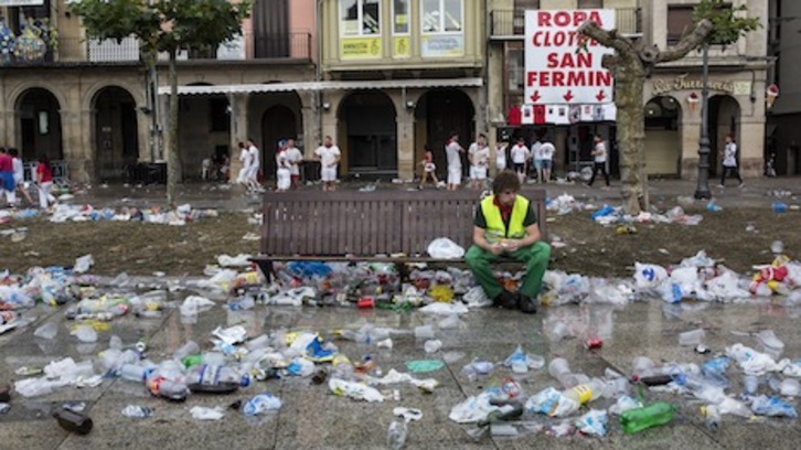 Las fiestas generan empleos temporales que en muchos casos son precarios. (Lander ARROYABE/ARGAZKI PRESS)