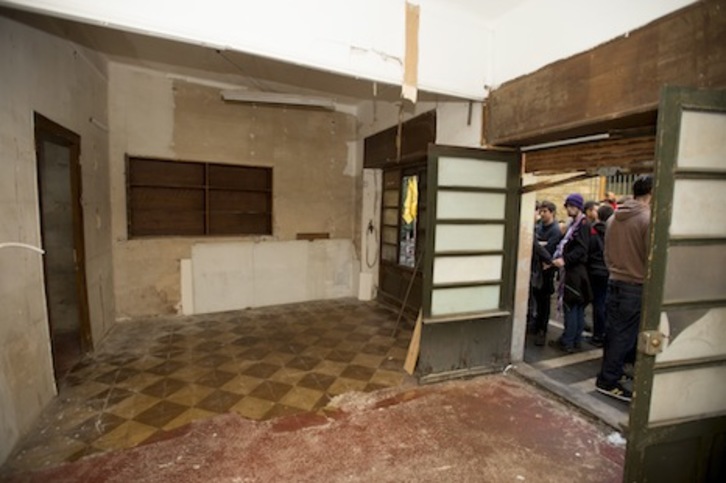 Entrada del edificio ocupado de la calle Compañía. (Iñigo URIZ/ARGAZKI PRESS)