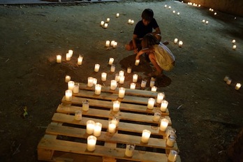 Las velas volverán a iluminar las murallas de Iruñea.