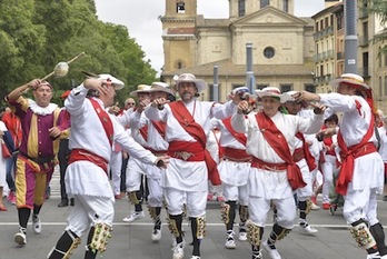 San Lorenzoko Dantzanteak 2016. urteko sanferminetan. (Idoia ZABALETA/ARGAZKI PRESS)