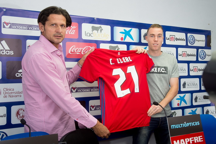 Presentación del nuevo fichaje de Osasuna, Carlos Clerc. (Iñigo URIZ / ARGAZKI PRESS)