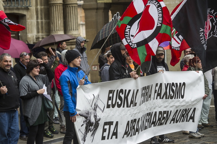 Imagen de la concentración hoy en Iruñea. (Jagoba MANTEROLA/ARGAZKI PRESS)