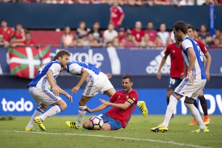 Miguel Flaño seguirá engrosando la lista de lesionados al menos en los dos próximos partidos. (Iñigo URIZ/ARGAZKI PRESS)