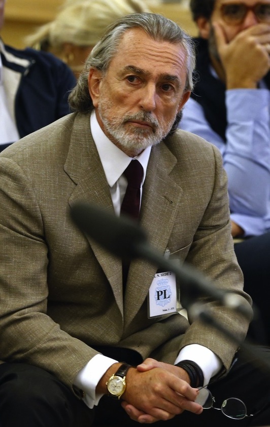 Francisco Correa, durante una sesión del juicio. (Javier LIZÓN / AFP)