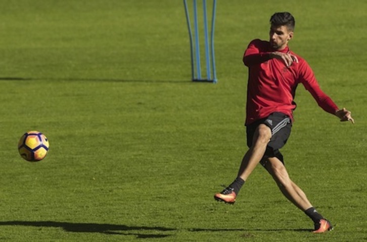 Kenan Kodro considera que Osasuna debe tener la alta intensidad que le caracteriza. (OSASUNA)