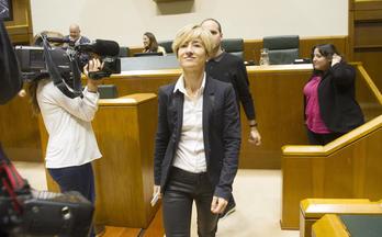 Pili Zabala, en el Parlamento de Gasteiz. (Raul BOGAJO/ARGAZKI PRESS)