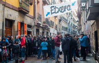 Bilboko Alde Zaharreko giroa, manifestazioaren aurretik. (ARGAZKI PRESS)