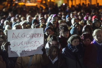 Concentración este martes en Burlata. (Jagoba MANTEROLA / ARGAZKI PRESS)