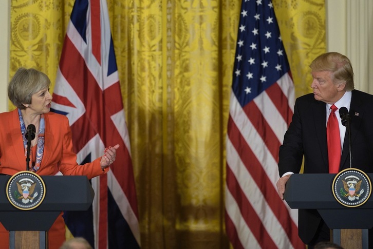 May y Trump se han reunido en la casa blanca. (Brendan SMIALOWSKI / AFP)